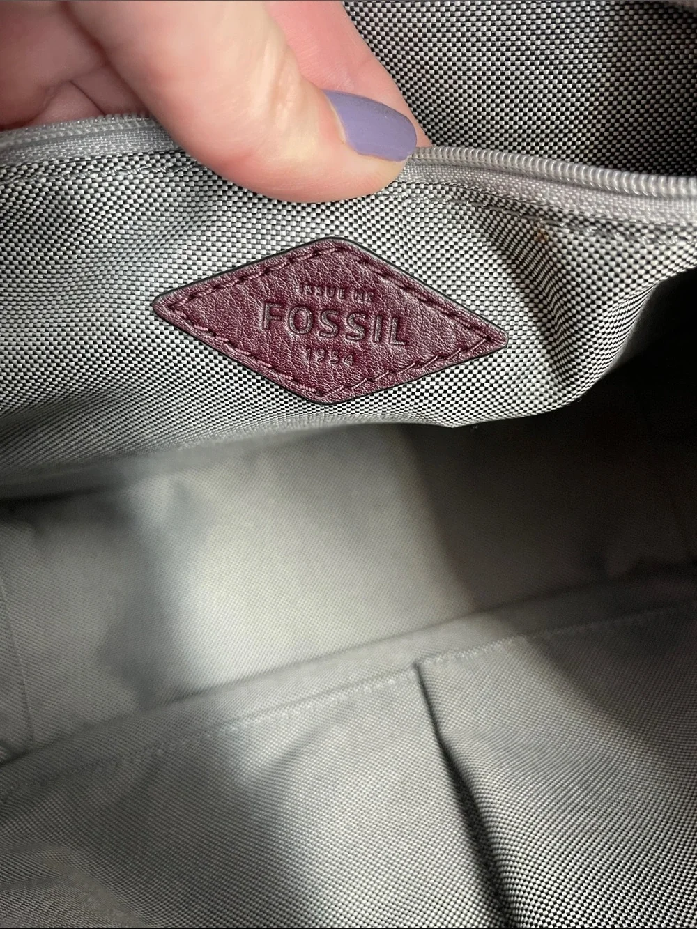 Fossil euc burgundy